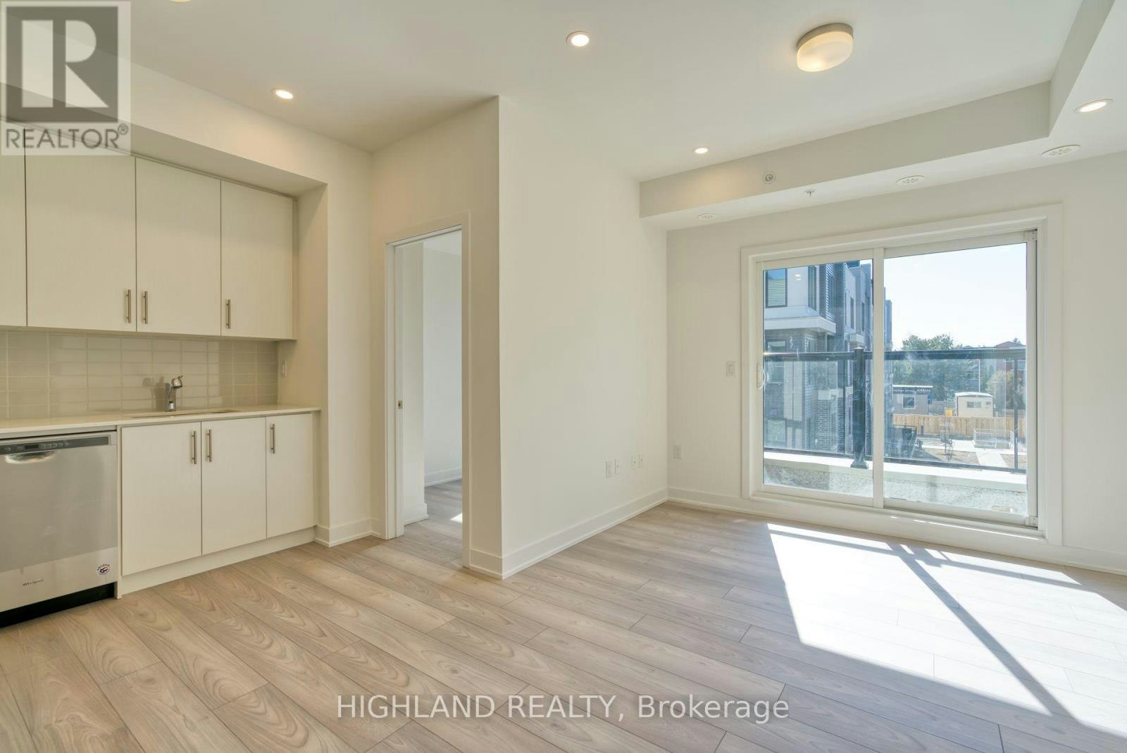 7-3473 Widdicombe Way, Mississauga, ON, L5L 0B8 - 2