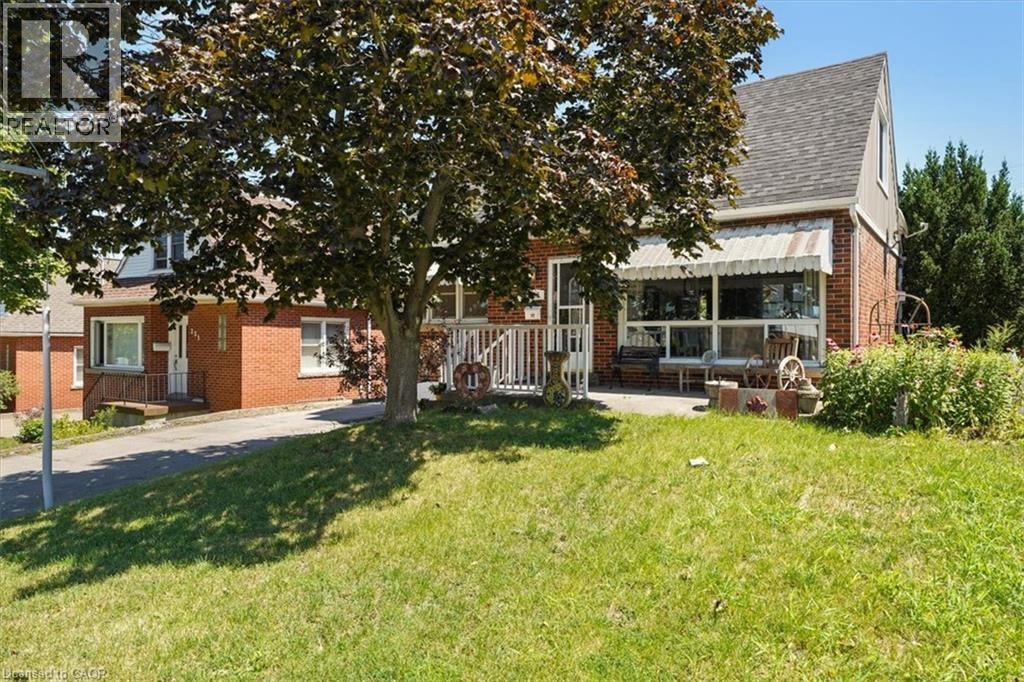 233 Auburn Avenue, Hamilton, ON, L8K 3B7