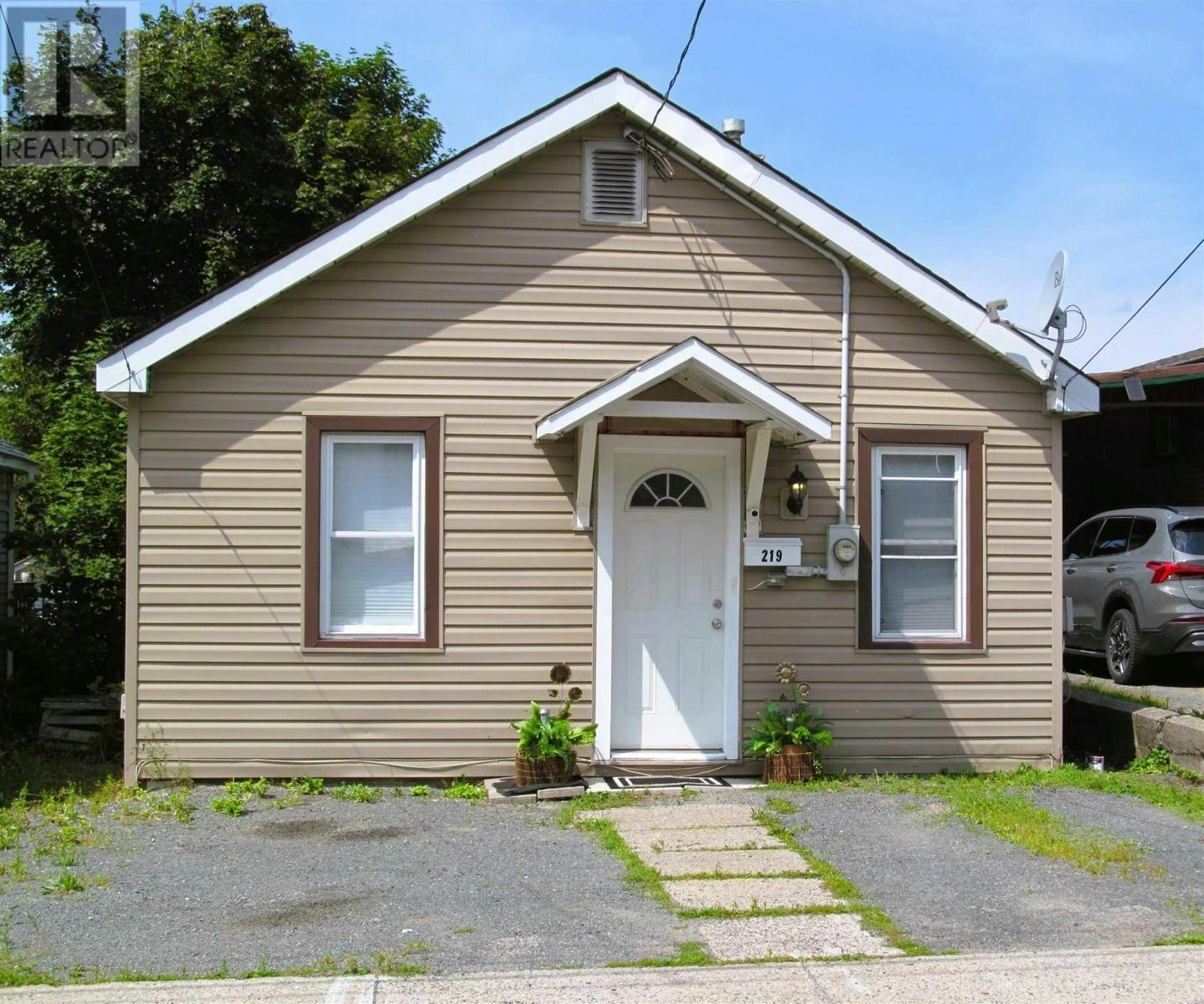 219 Walnut Street, Sault Ste. Marie, ON, P6B 2G3