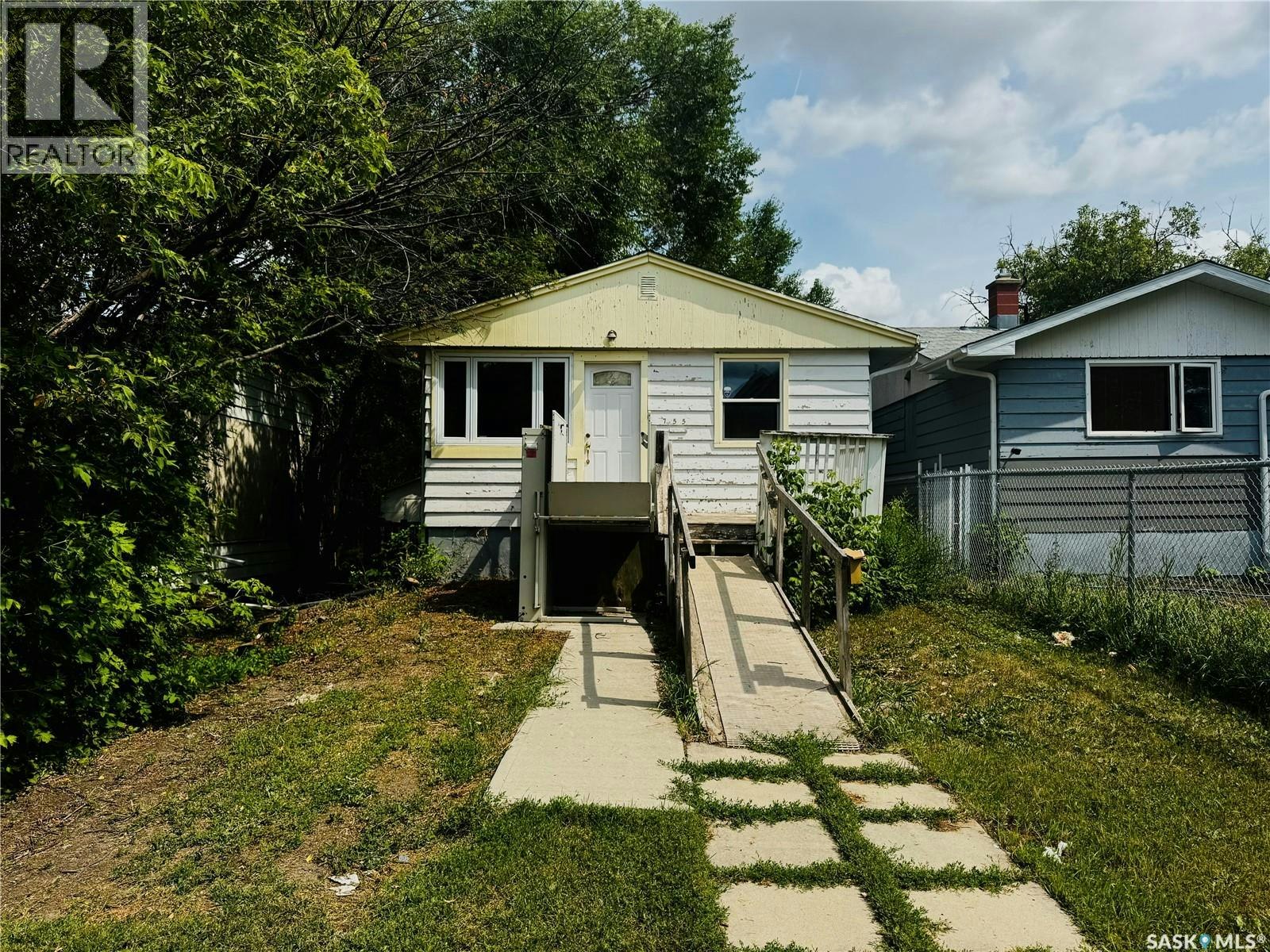 755 Cameron Street, Regina, SK, S4T 2S5