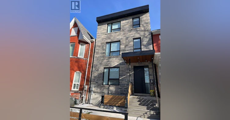 101-35 Denison Avenue, Toronto, ON, M5T 2M6