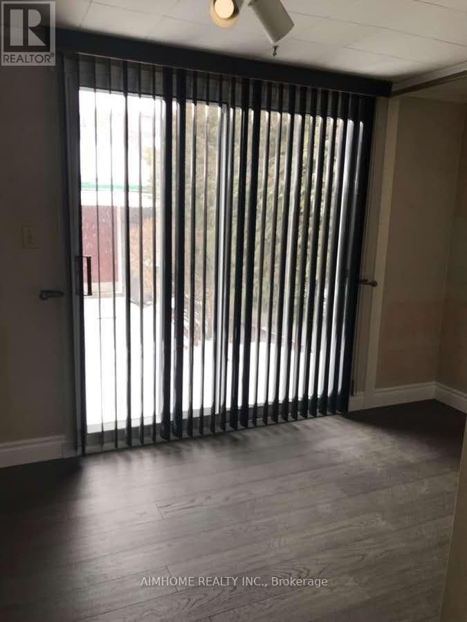 MAIN FL BR-253 Palmerston Avenue, Toronto, ON, M6J 2J3 - 2