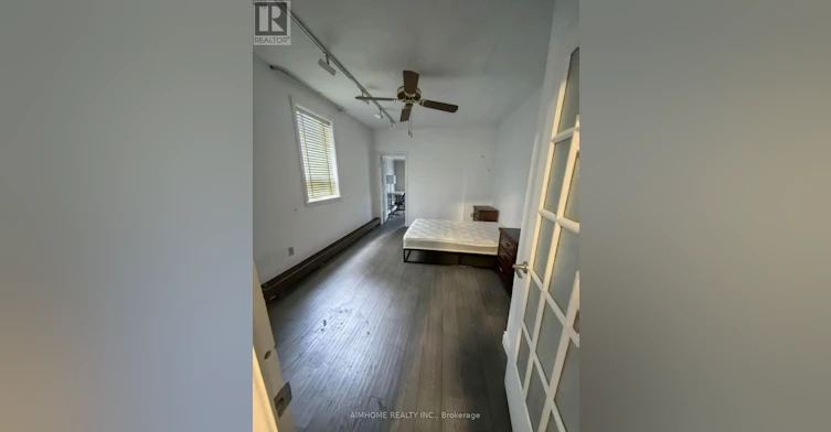 MAIN FL BR-253 Palmerston Avenue, Toronto, ON, M6J 2J3 - 2