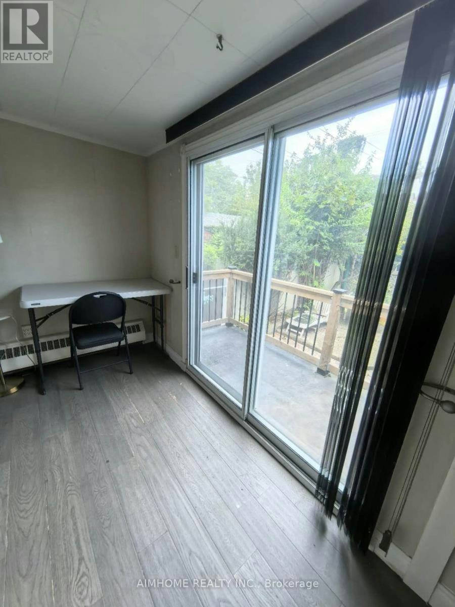 MAIN FL BR-253 Palmerston Avenue, Toronto, ON, M6J 2J3 - 4