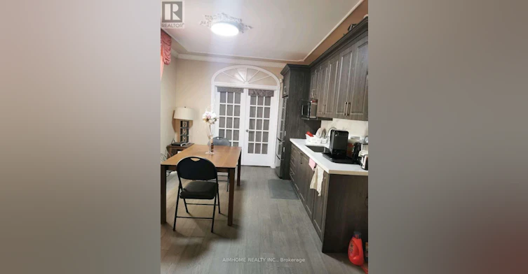 MAIN FL BR-253 Palmerston Avenue, Toronto, ON, M6J 2J3 - 5