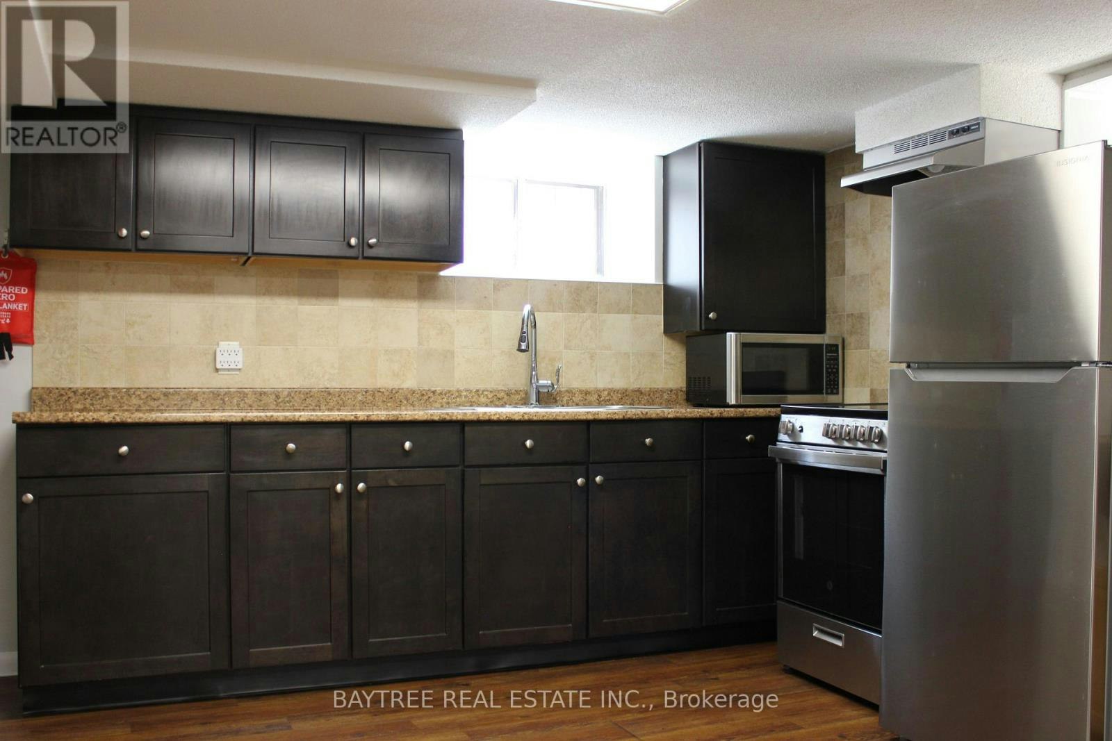 LOWER-57 Carus Avenue, Toronto, ON, M6G 2A5 - 4