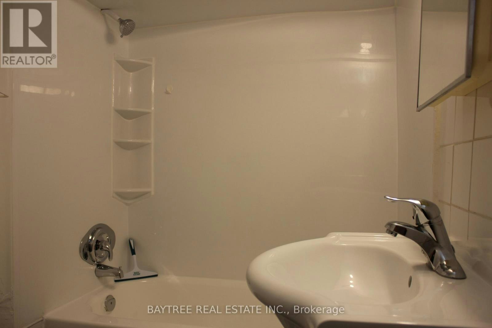 LOWER-57 Carus Avenue, Toronto, ON, M6G 2A5 - 14