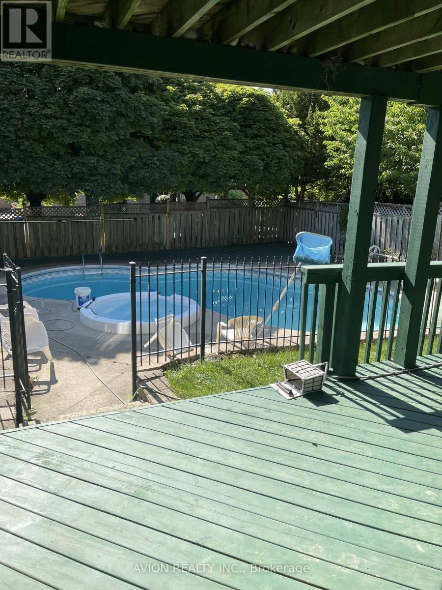 BSMT-947 Northern Prospect Crescent, Newmarket, ON, L3X 1N8 - 9