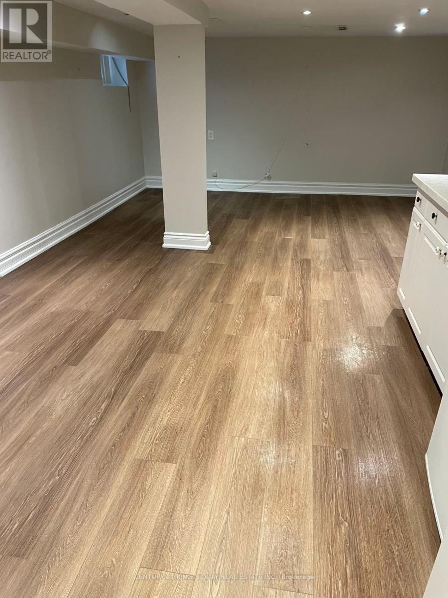 LOWER-154 Sorauren Avenue, Toronto, ON, M6R 2E5 - 3