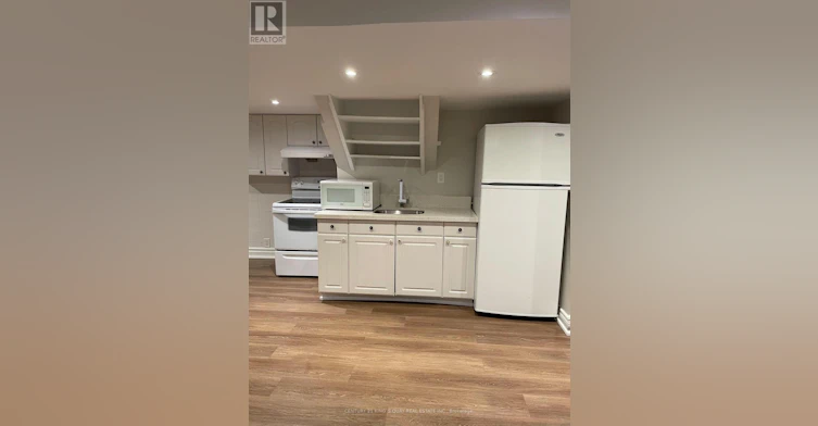 LOWER-154 Sorauren Avenue, Toronto, ON, M6R 2E5 - 5