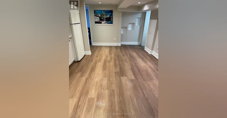 LOWER-154 Sorauren Avenue, Toronto, ON, M6R 2E5