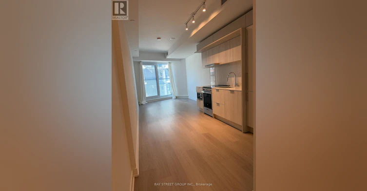 426-448 Burnhamthorpe Road W, Mississauga, ON, L5B 0R4 - 3
