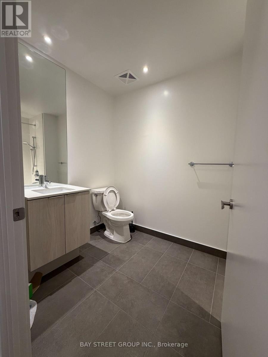 426-448 Burnhamthorpe Road W, Mississauga, ON, L5B 0R4 - 9