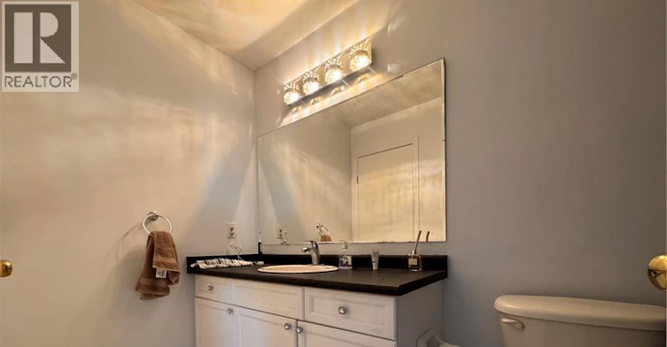772 Zermatt Drive, Waterloo, ON, N2T 2W8 - 2
