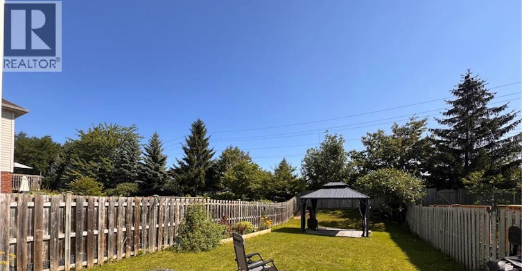 772 Zermatt Drive, Waterloo, ON, N2T 2W8 - 7