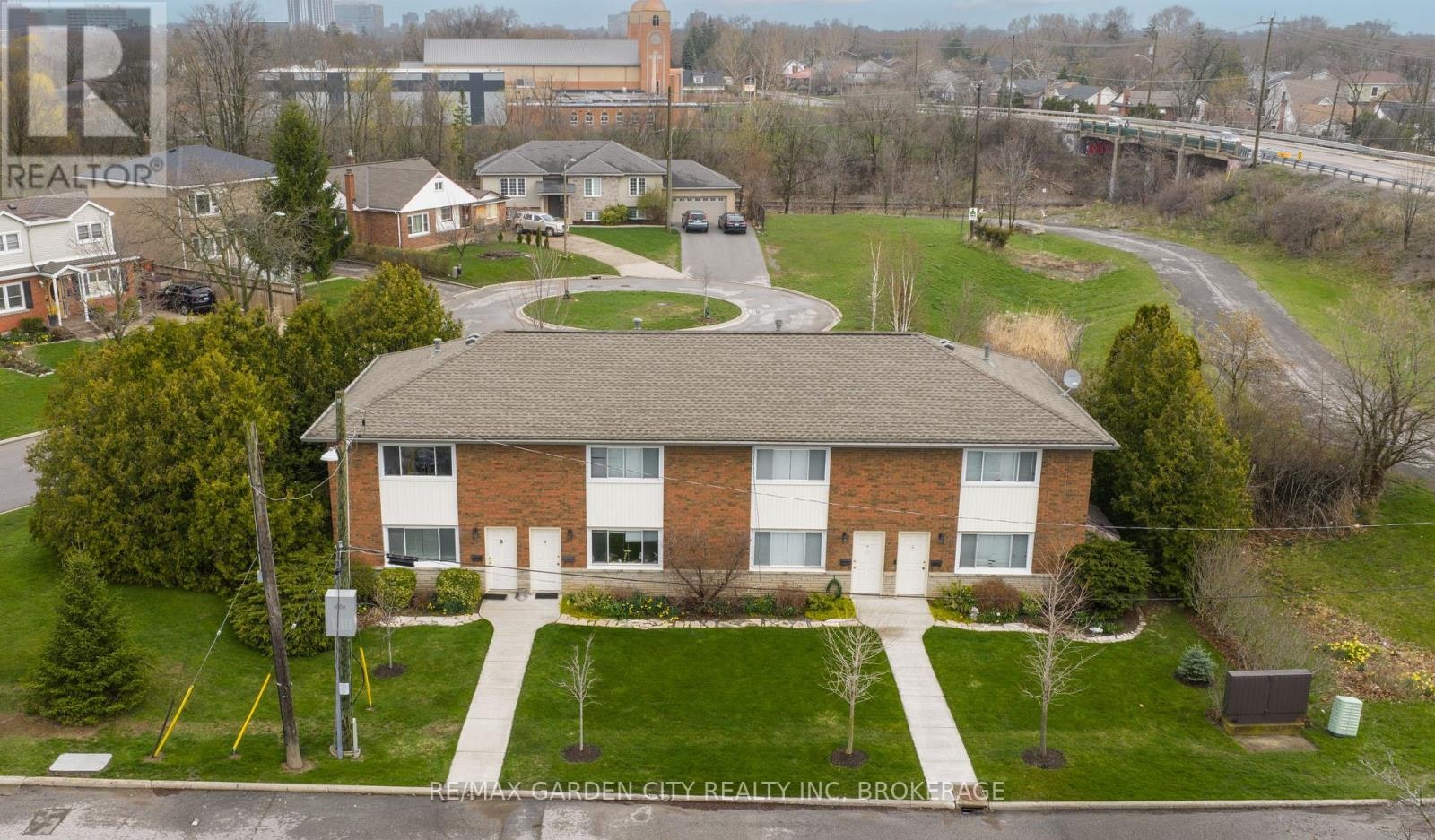 2-8 Riverview Boulevard, St. Catharines, ON, L2T 3L4