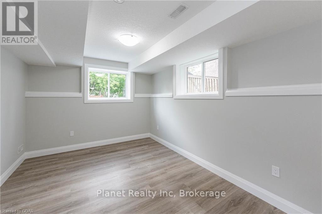 2-330 Exhibition Street, Guelph, ON, N1H 4S2 - 7