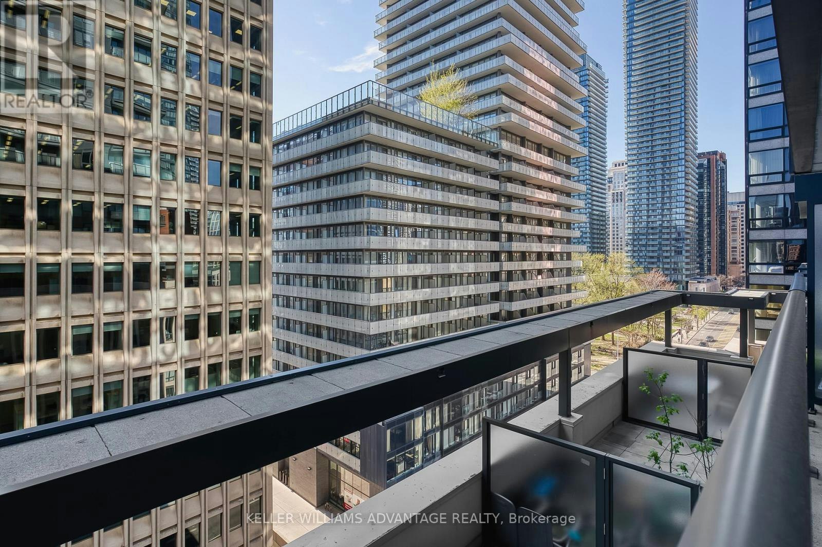 1012-955 Bay Street, Toronto, ON, M5S 0C6 - 21
