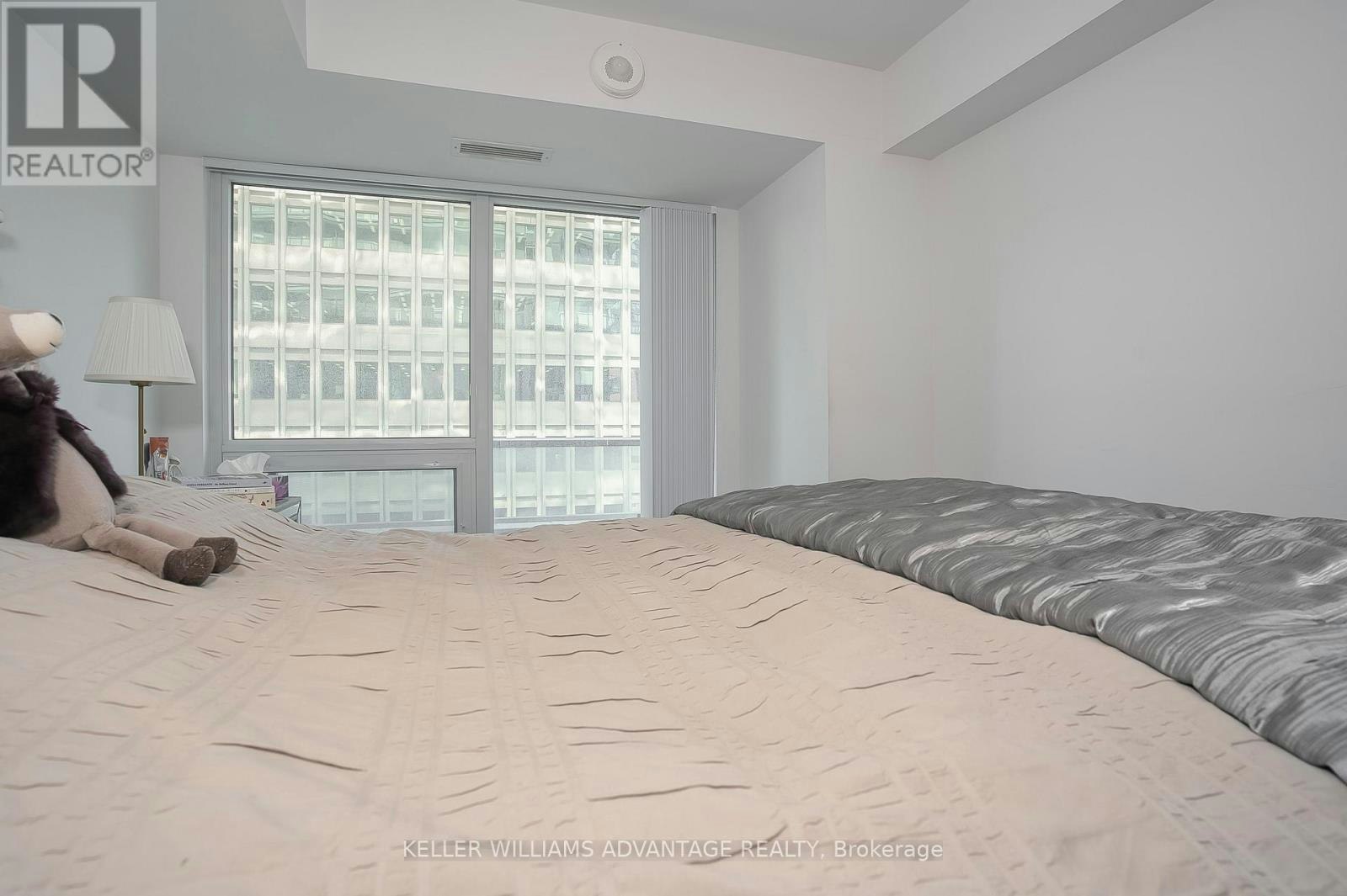 1012-955 Bay Street, Toronto, ON, M5S 0C6 - 18