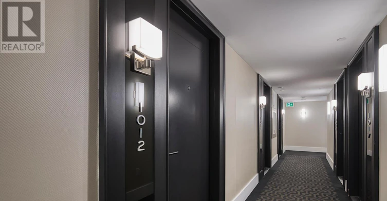 1012-955 Bay Street, Toronto, ON, M5S 0C6 - 4