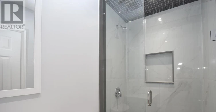 MAIN-113 Holcolm Road, Toronto, ON, M2N 2E1 - 10