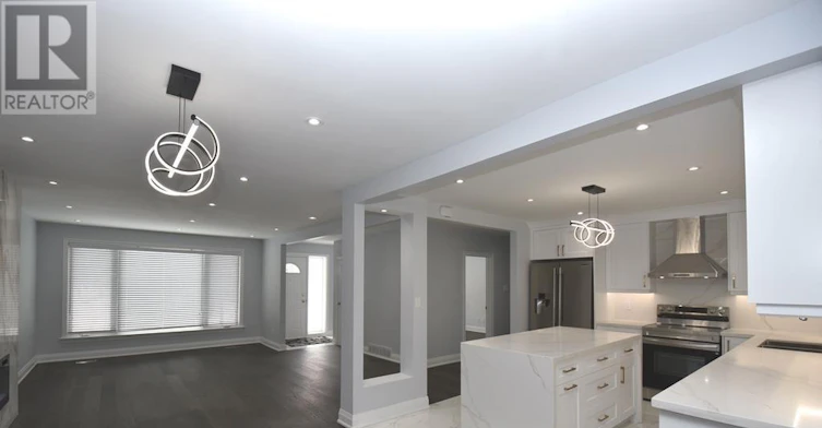 MAIN-113 Holcolm Road, Toronto, ON, M2N 2E1 - 5