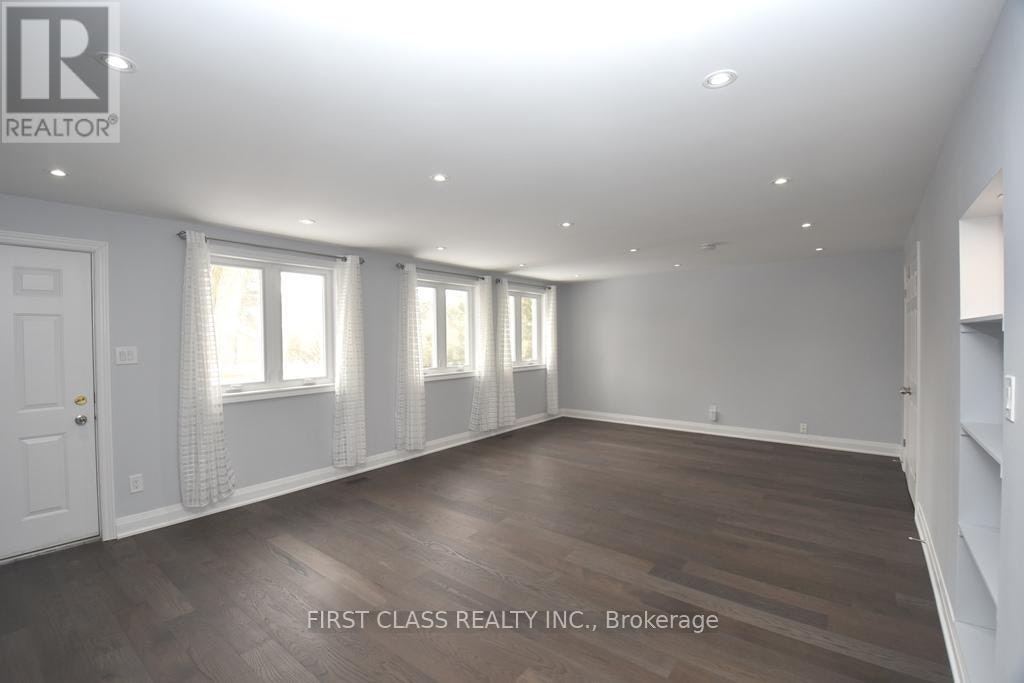 MAIN-113 Holcolm Road, Toronto, ON, M2N 2E1 - 8