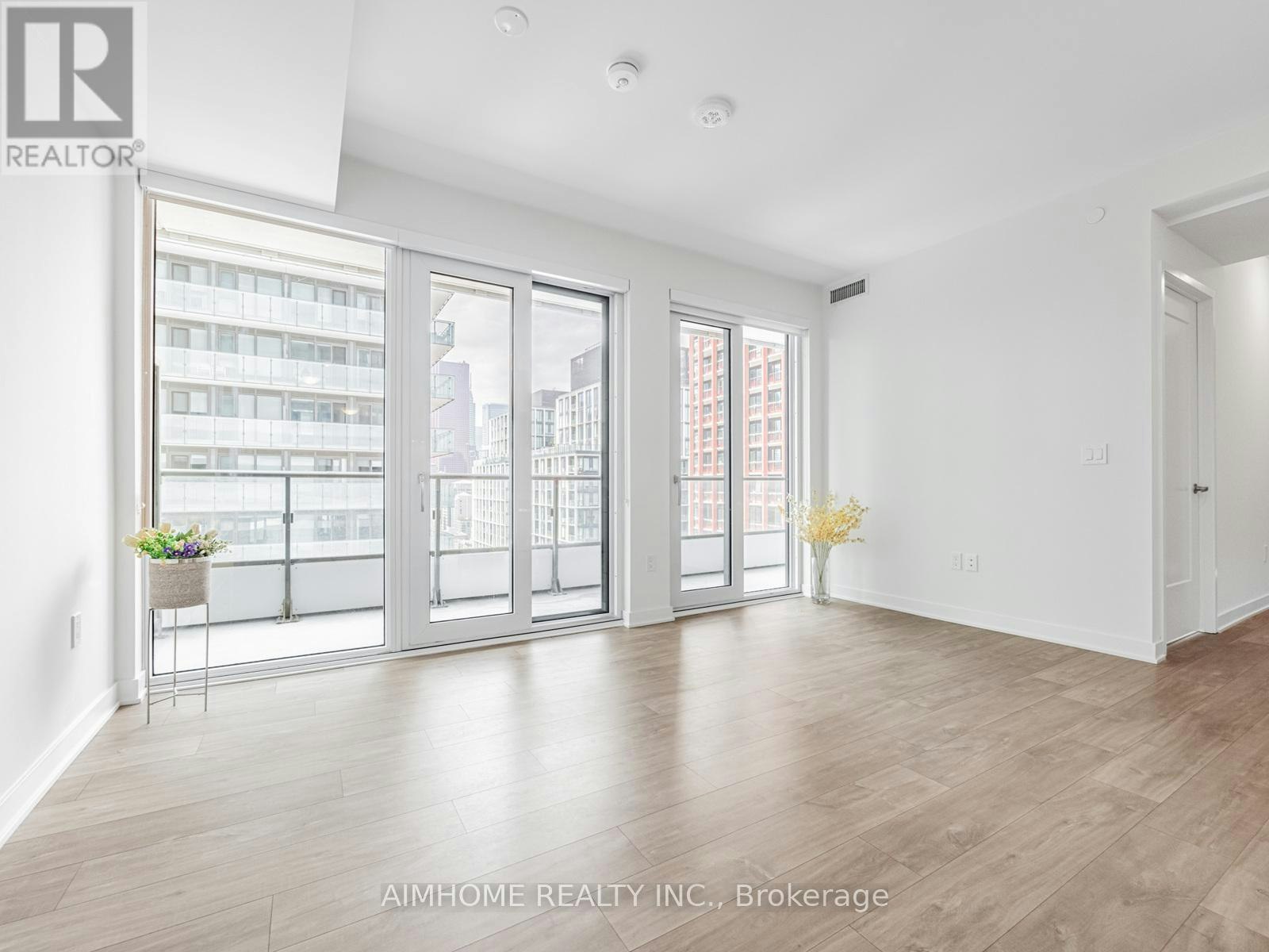2116-70 Princess Street, Toronto, ON, M5A 0X6 - 5