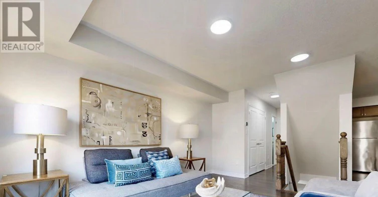 52 Gerigs Street, Toronto, ON, M1L 0J4 - 4
