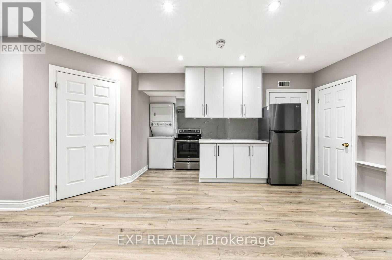 3 Baffin Court, Richmond Hill, ON, L4B 4J6 - 18