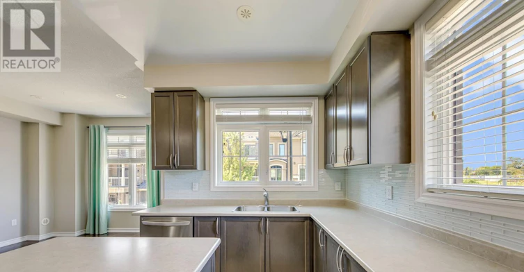 35-2435 Greenwich Drive, Oakville, ON, L6M 0S4 - 17