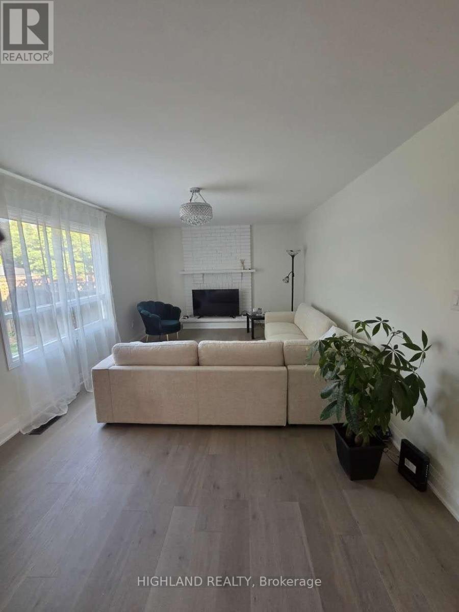GROUND Floor Room 252 Hickory Circle, Oakville, ON, L6H 4V2 - 8