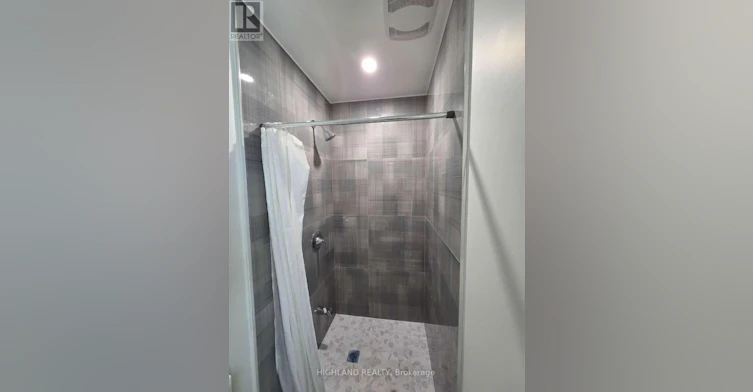 GROUND Floor Room 252 Hickory Circle, Oakville, ON, L6H 4V2 - 5