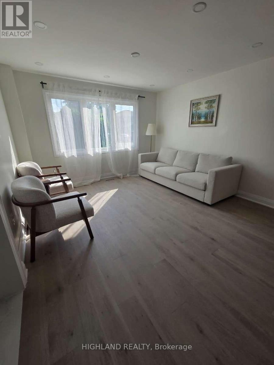 GROUND Floor Room 252 Hickory Circle, Oakville, ON, L6H 4V2 - 7