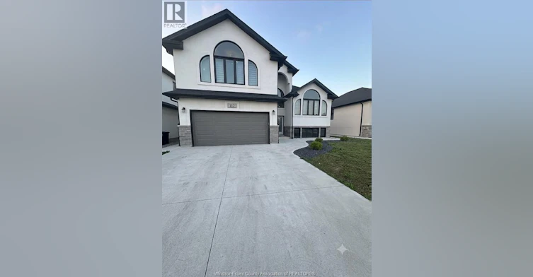 UPPER-112 Kingsbridge Drive, Amherstburg, ON, N9V 4B6
