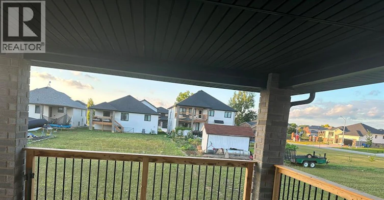 UPPER-112 Kingsbridge Drive, Amherstburg, ON, N9V 4B6 - 10