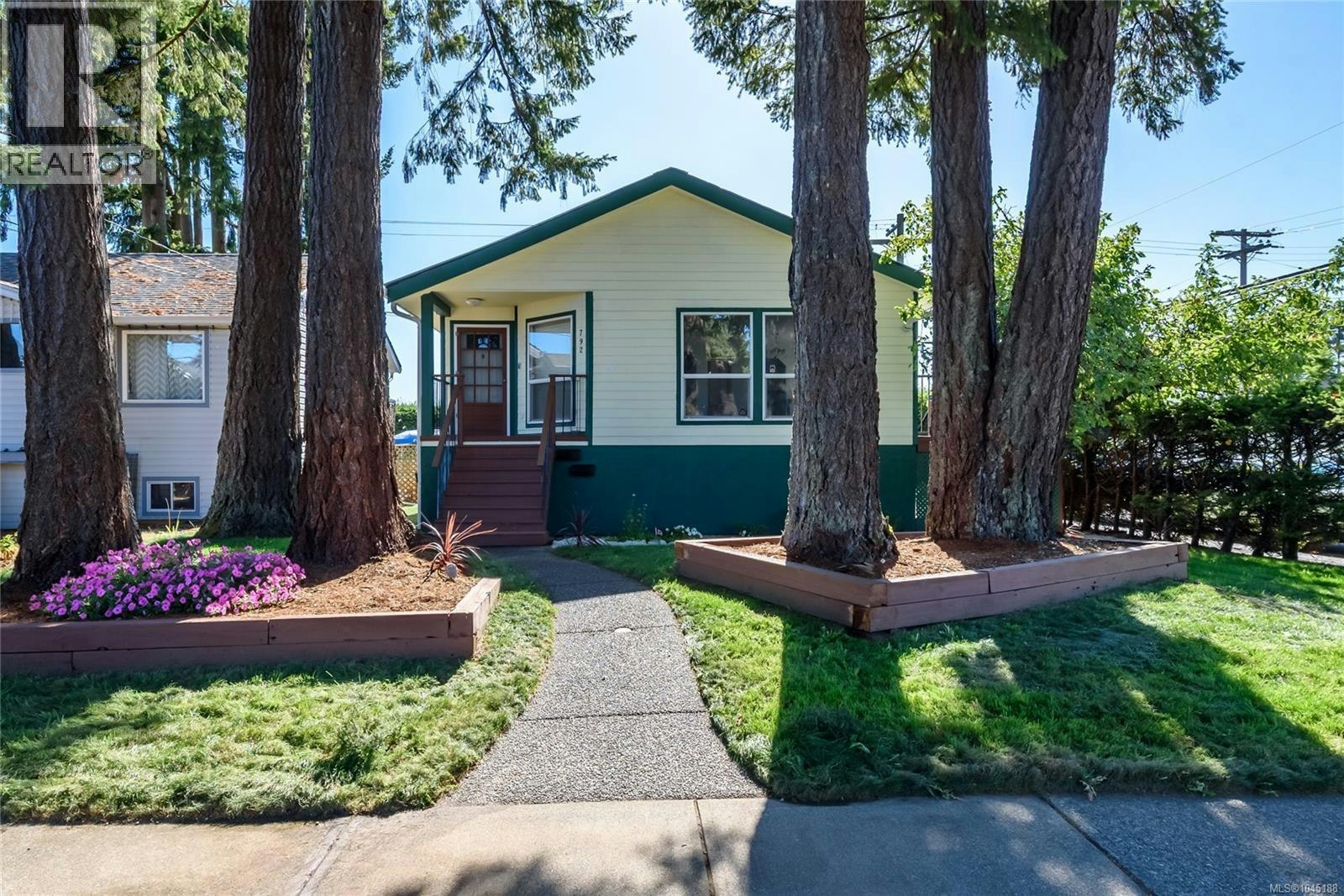 792 12th Street, Courtenay, BC, V9N 1V4