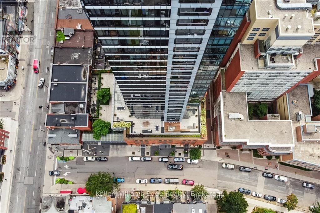 212-5 St Joseph Street, Toronto, ON, M4Y 0B6 - 21
