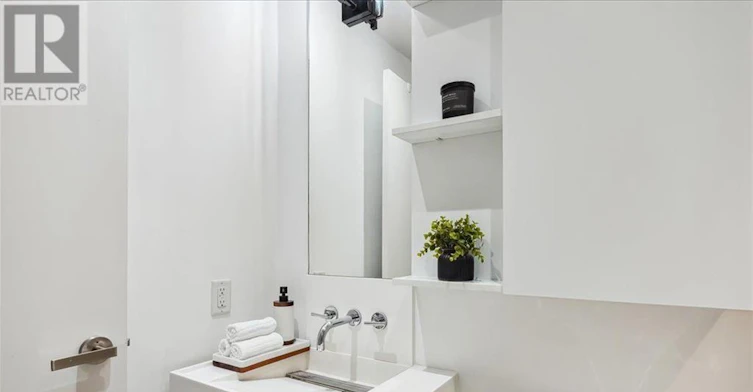 212-5 St Joseph Street, Toronto, ON, M4Y 0B6 - 6