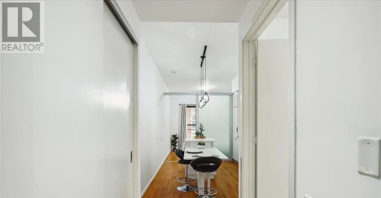 212-5 St Joseph Street, Toronto, ON, M4Y 0B6 - 7