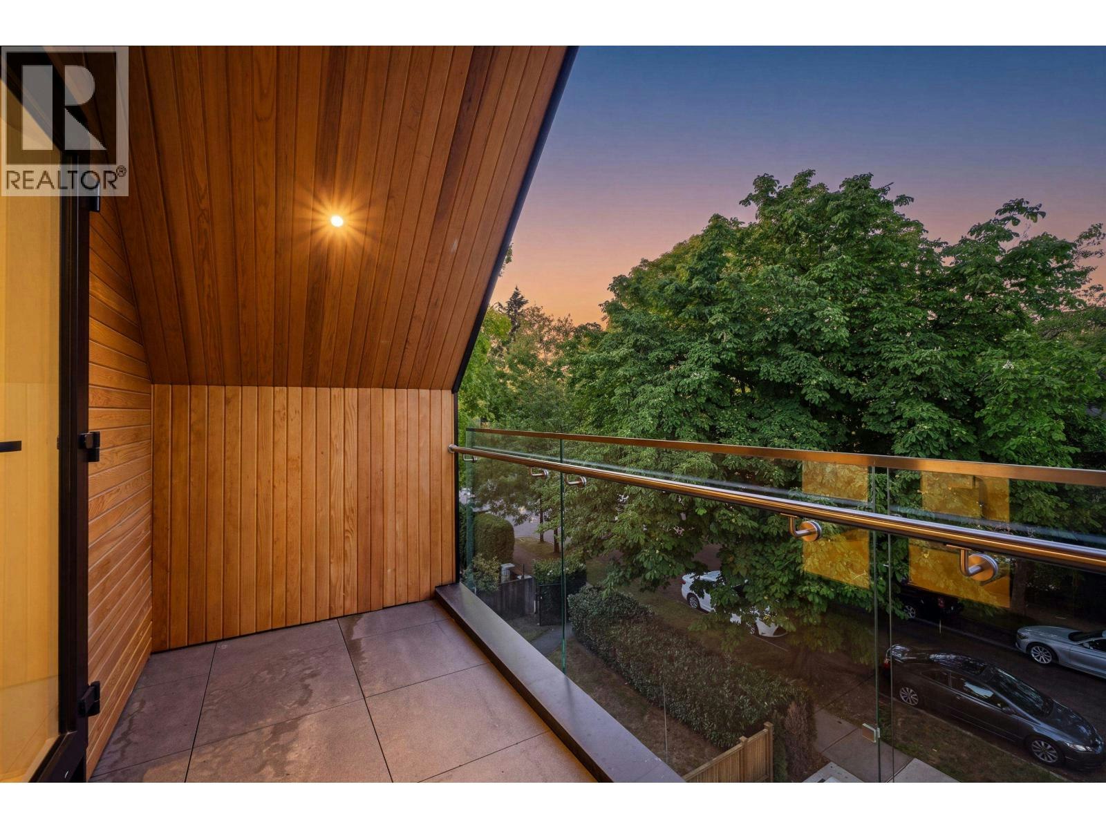 1-2764 W 14 Avenue, Vancouver, BC, V6K 2X2 - 27