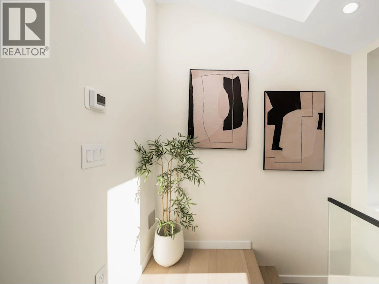 1-2764 W 14 Avenue, Vancouver, BC, V6K 2X2 - 16