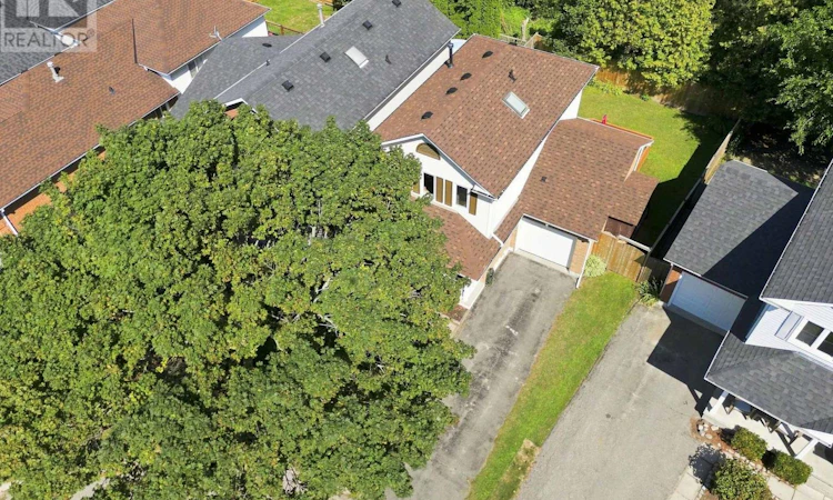 36 Longwood Court