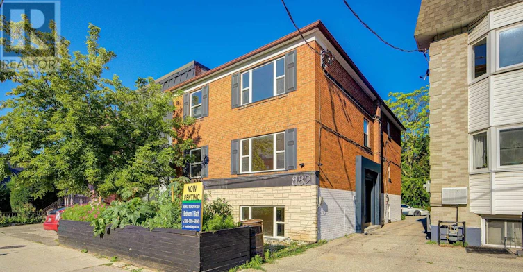 2-882 Broadview Avenue, Toronto, ON, M4K 2R1