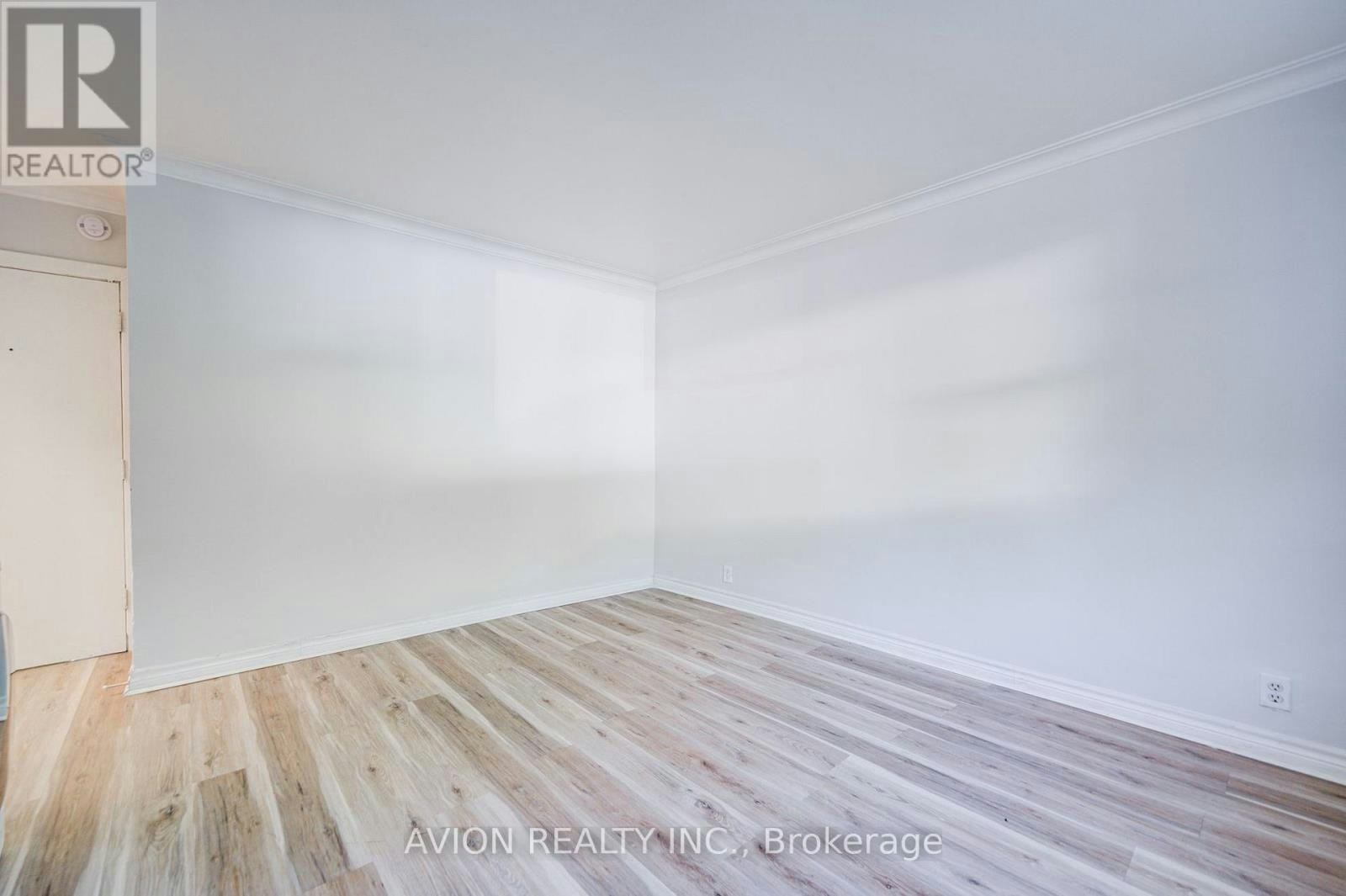 2-882 Broadview Avenue, Toronto, ON, M4K 2R1 - 10