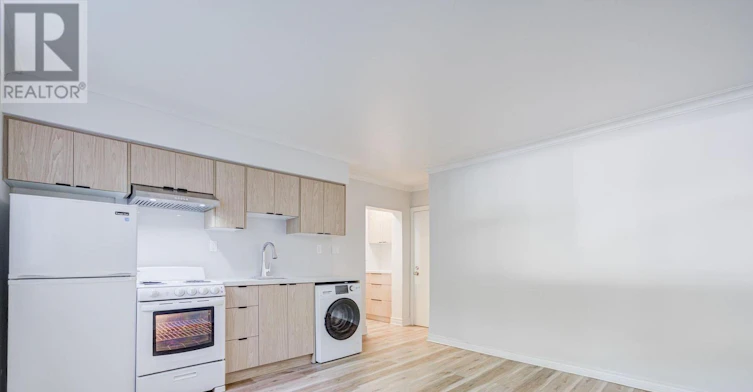 2-882 Broadview Avenue, Toronto, ON, M4K 2R1 - 20