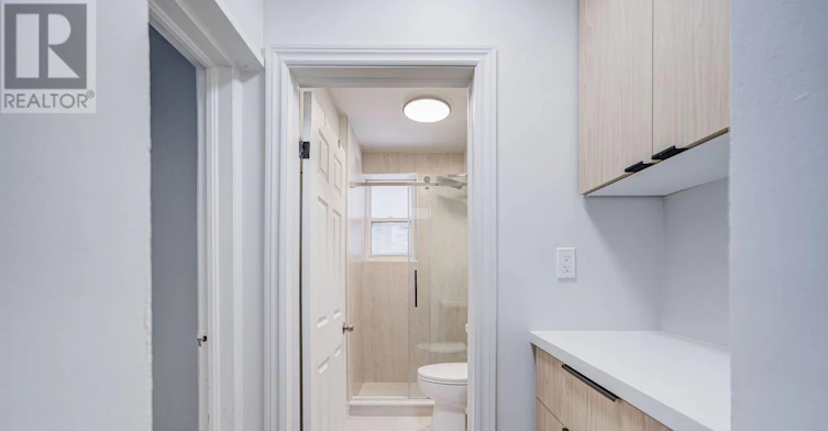 2-882 Broadview Avenue, Toronto, ON, M4K 2R1 - 13
