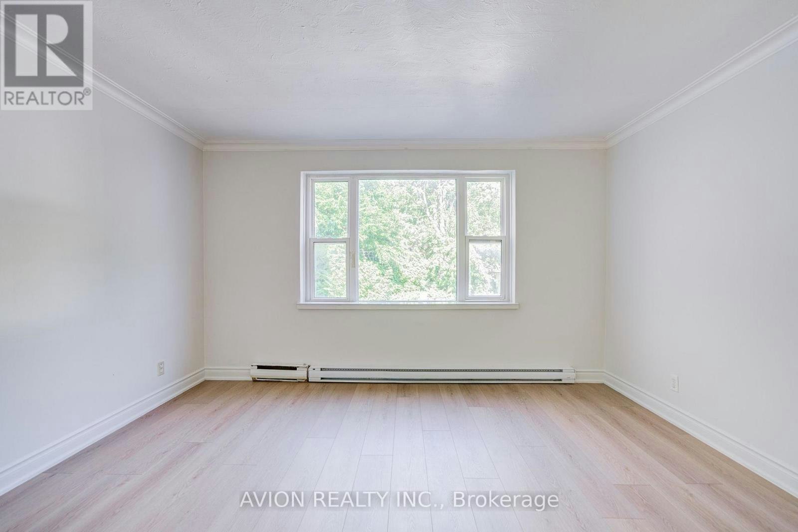 4-882 Broadview Avenue, Toronto, ON, M4K 2R1 - 8