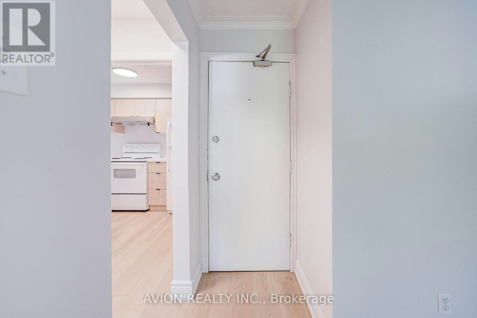 4-882 Broadview Avenue, Toronto, ON, M4K 2R1 - 5