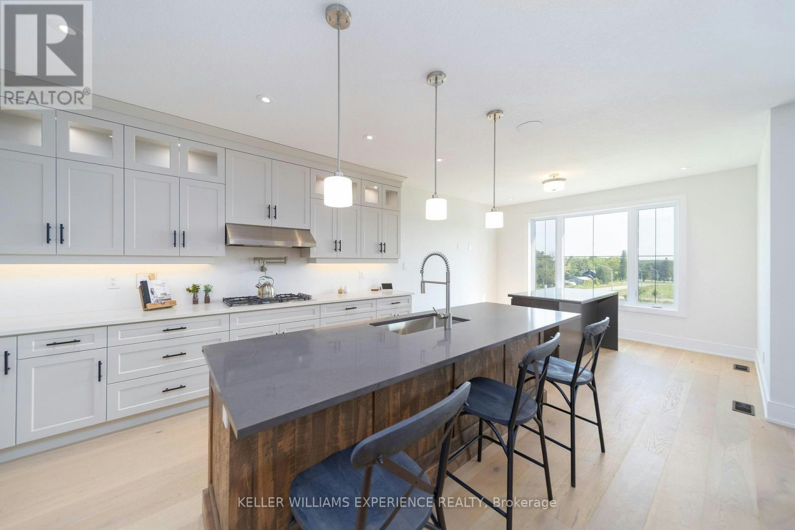 96 Waverley Heights, Tay, ON, L0L 1P0 - 4